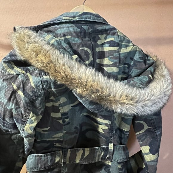 Buffalo David Bitton Women's Winter Camo Jacket Size XS Removable hood USED - Picture 11 of 14